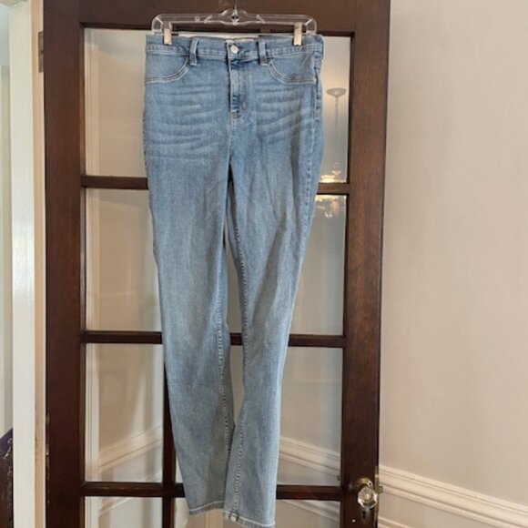 Free People Light Wash Skinny Jeans, Size 29R - Picture 1 of 4